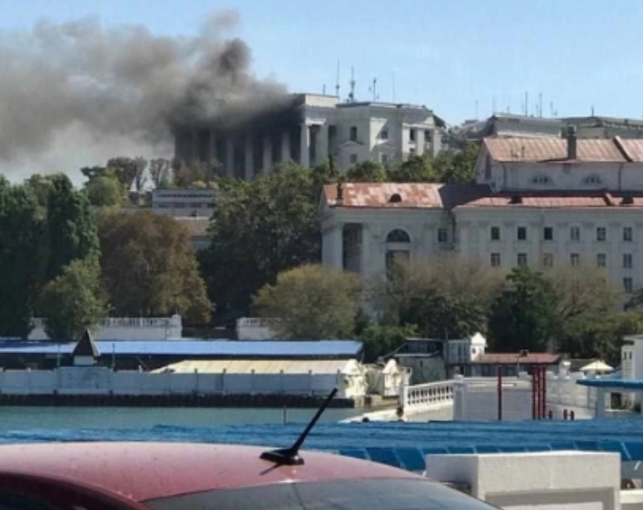 Ucrania ataca el cuartel general de la Flota del Mar Negro de Rusia con misiles
