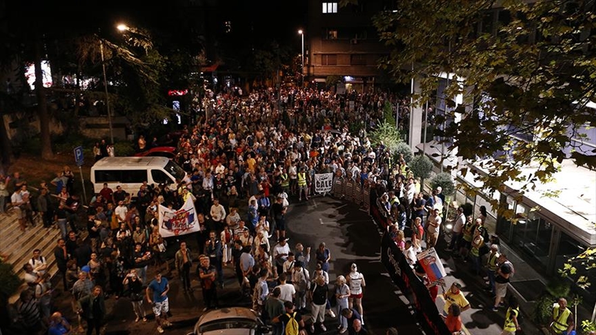 Protest "Srbija protiv nasilja": Opozicija traži vanredne parlamentarne izbore