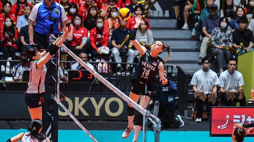 Turkish women's volleyball team beat Japan to qualify for Paris 2024 Summer Olympics