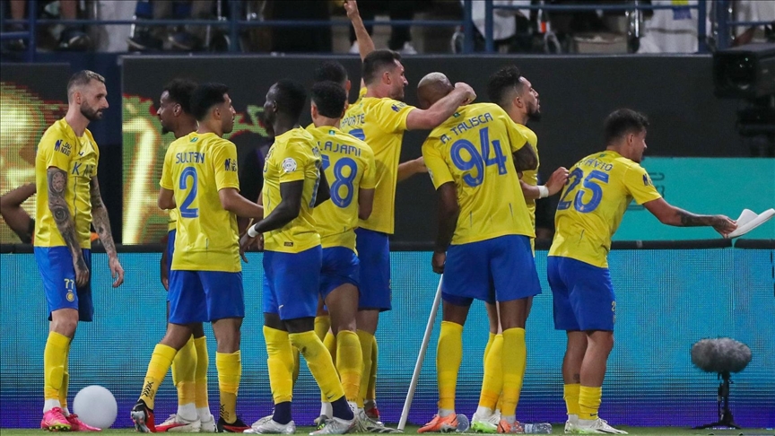 Ronaldo, Talisca each strike double as Al Nassr win 7-goal thriller