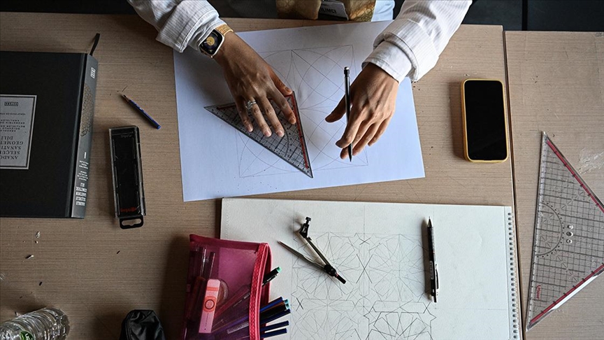 "Uluslararası Geometri ve Sanat Çalıştayı" atölye çalışmalarıyla sona erdi