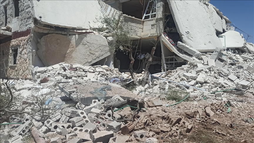 إصابة 10 مدنيين سوريين بقصف للنظام على إدلب