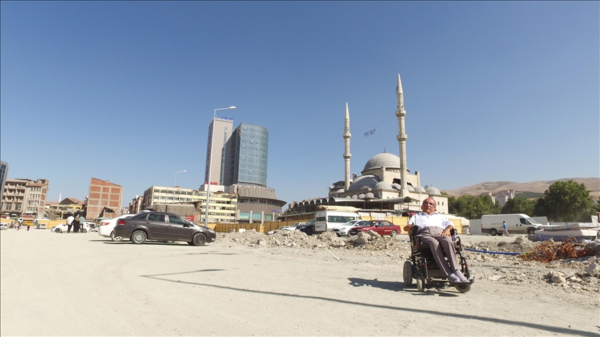 Malatya'da "şehir yeniden inşa edilirken erişilebilirlik konusu göz önüne alınmalı" talebi