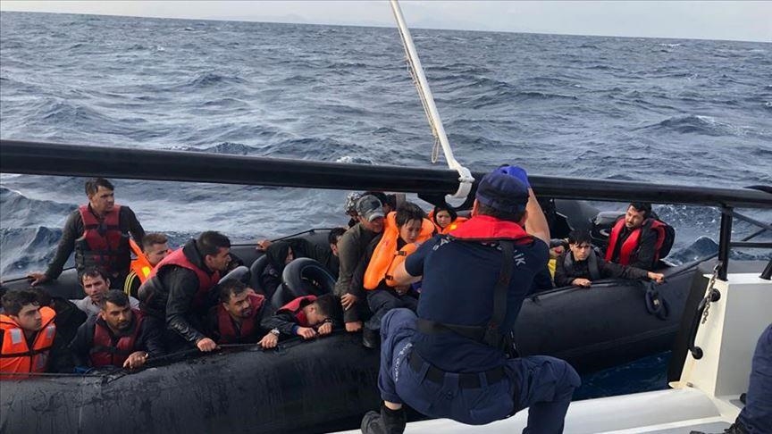 На севере Эгейского моря спасены 48 мигрантов
