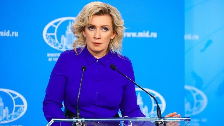 Захарова прокомментировала слова Макрона о России и Азербайджане