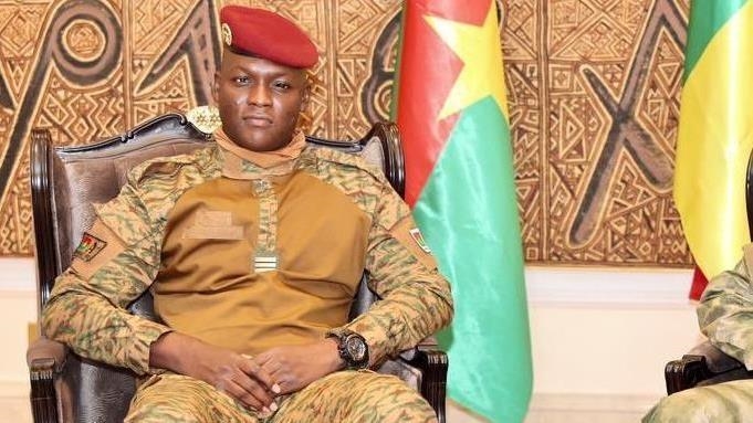 Rumeurs de putsch au Burkina Faso : le capitaine Traoré salue la mobilisation du peuple