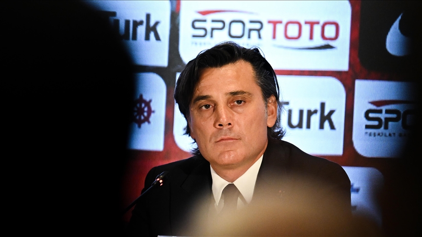 İtalyan teknik direktör Vincenzo Montella, Türk kulübüyle 3 yıllık sözleşme imzaladı