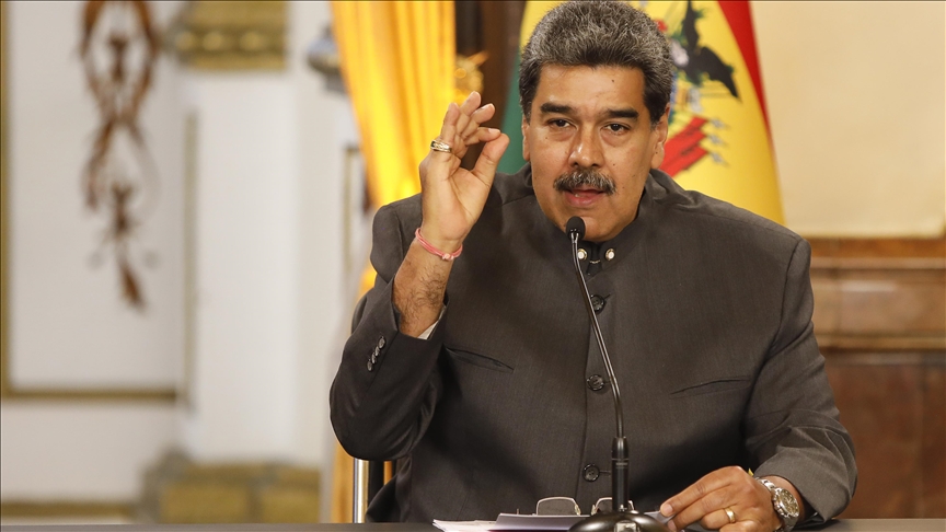 Maduro, "Süper Bıyık" isimli çizgi filminin yeni bölümünü sosyal medya hesabından paylaştı