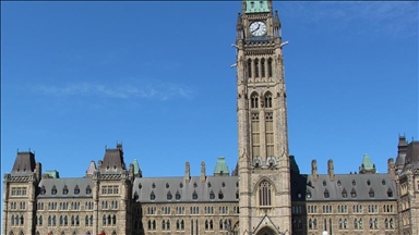 Presidente del Parlamento de Canadá dimite tras invitar a nazi a asistir a sesión