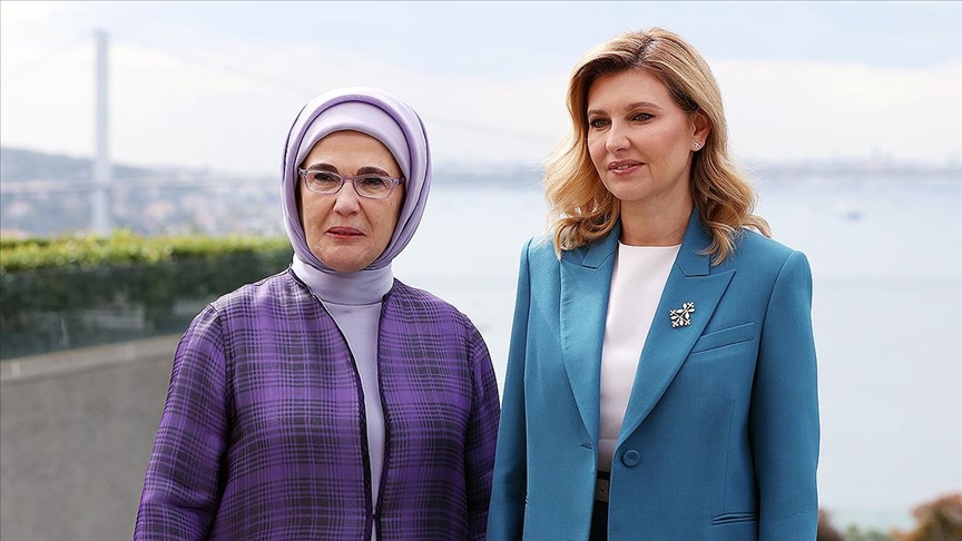 Zelenskiy'nin eşi, Emine Erdoğan’a Ukraynalı yetim çocuklar için yaptıklarından dolayı minnettar