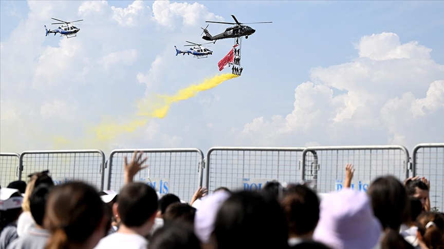TEKNOFEST İzmir ikinci gün etkinlikleri ile devam ediyor