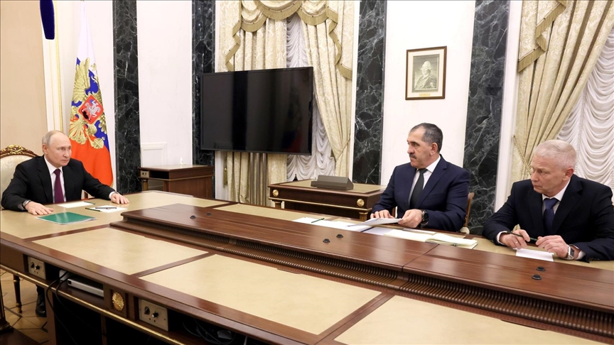 Putin meets former Wagner commander Troshin, asks to form voluntary units in Ukraine
