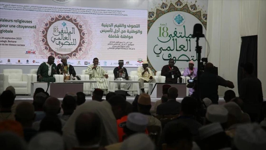 بمشاركة الآلاف.. أكبر طريقة صوفية بالمغرب تحيي ذكرى المولد النبوي