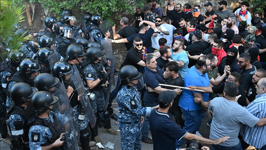 25 police officers injured by rioters at Azerbaijani Embassy in Beirut