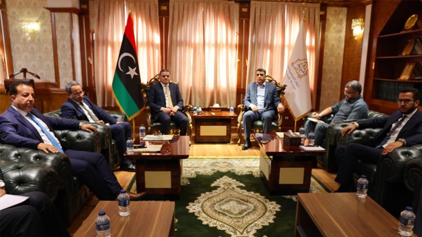 ليبيا.. "حكومة الوحدة" تبحث استيراد مساكن جاهزة لمتضرري الإعصار