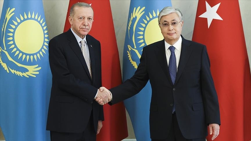 Эрдоган и Токаев обсудили двусторонние отношения