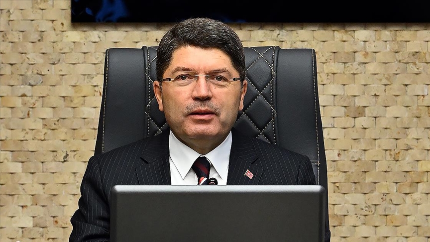 Adalet Bakanı Tunç: (İçişleri Bakanlığına yönelik terör saldırısı) Olay tüm boyutlarıyla araştırılıyor