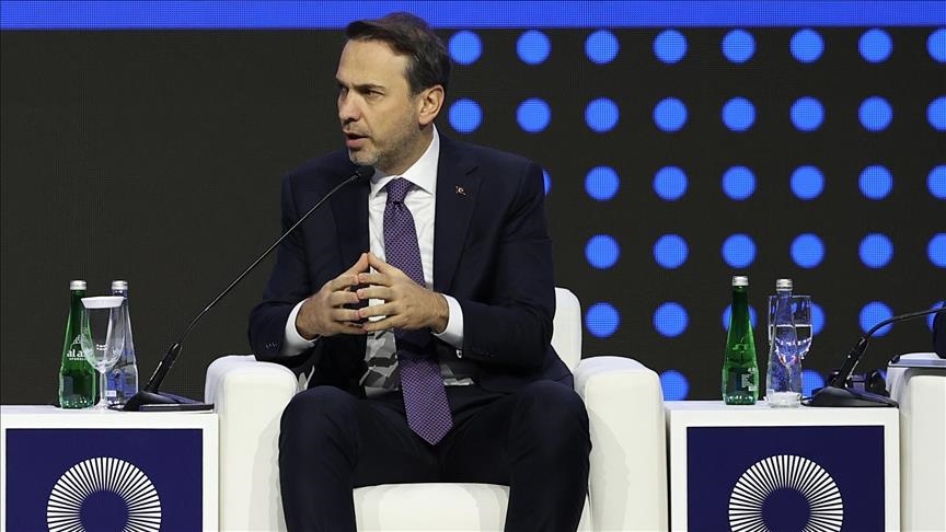 Turkiye akan lanjutkan aliran pipa minyak dari Irak setelah ditangguhkan pasca gempa