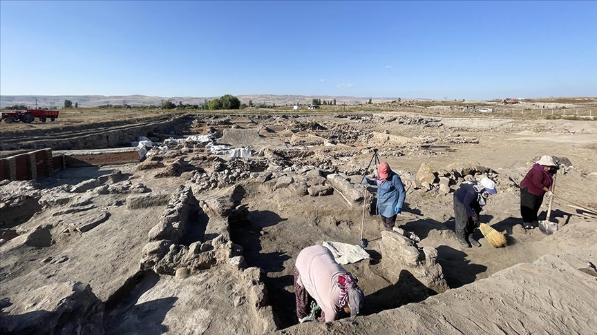 Kültepe'de "geç döneme" ilişkin yapılar ortaya çıkarılıyor