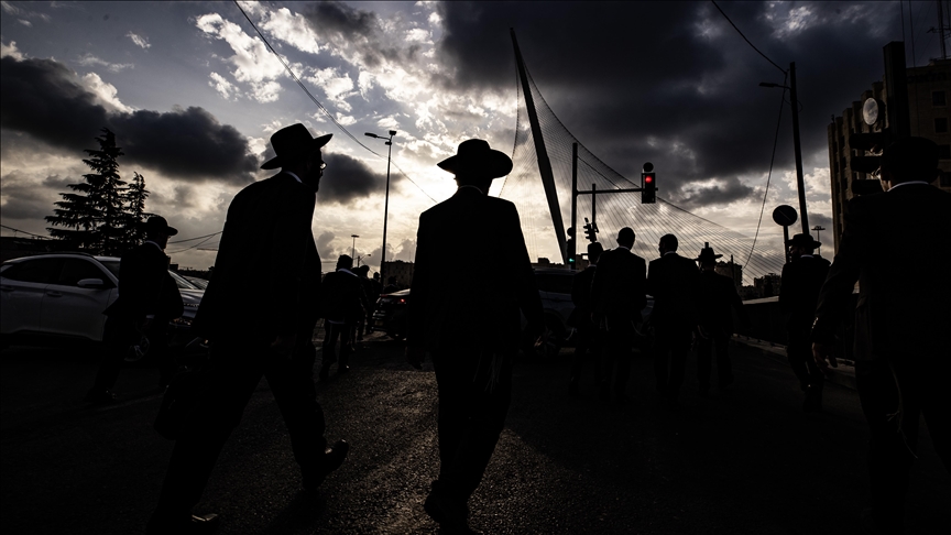 Ultra-Orthodox Jews seen spitting on Christian pilgrims in Jerusalem