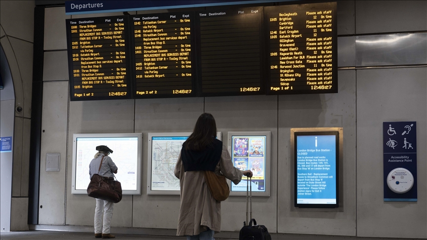 Rail transport in UK disrupted as locomotive drivers go on strike over pay, other issues