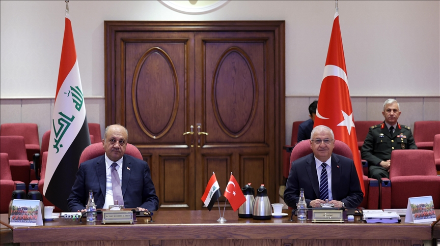 Turkish, Iraqi defense chiefs meet in Ankara to discuss counterterrorism, border security