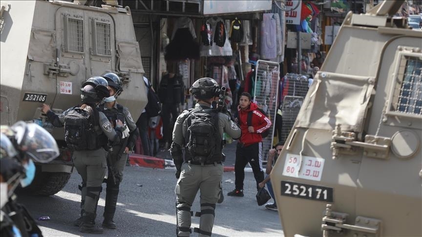 5 Israeli border guards injured during raid on Palestinian refugee camp in West Bank