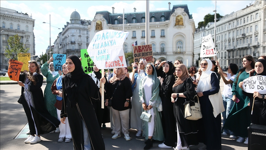 L'interdiction par la France du port du hijab pour ses athlètes aux Jeux olympiques de 2024 a suscité une condamnation internationale
