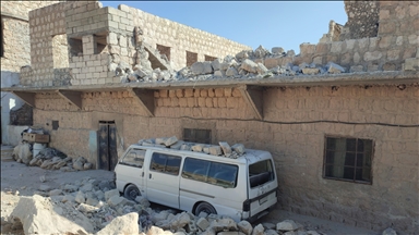 Death toll at 11 from Syrian regime, Russian forces attack on Aleppo