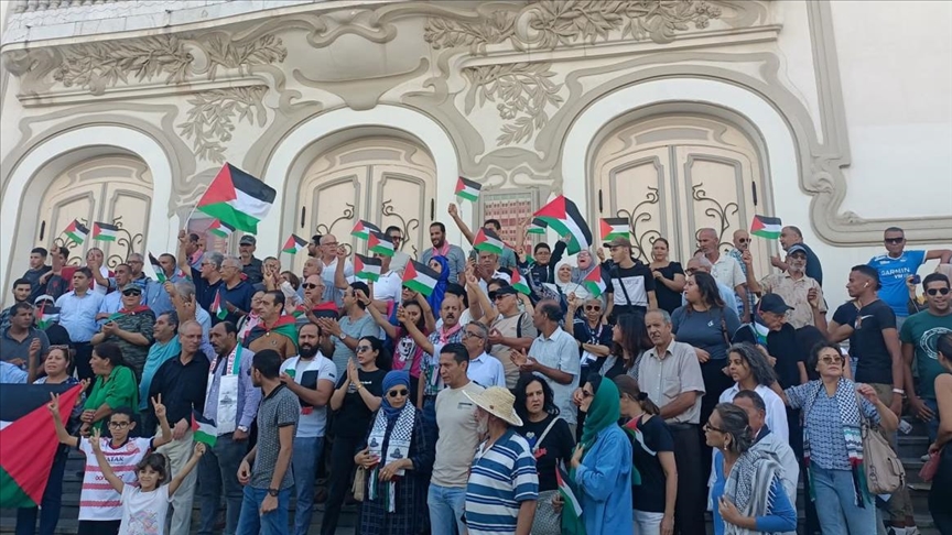 تونس.. مسيرة لدعم الشعب الفلسطيني وتجريم التطبيع 