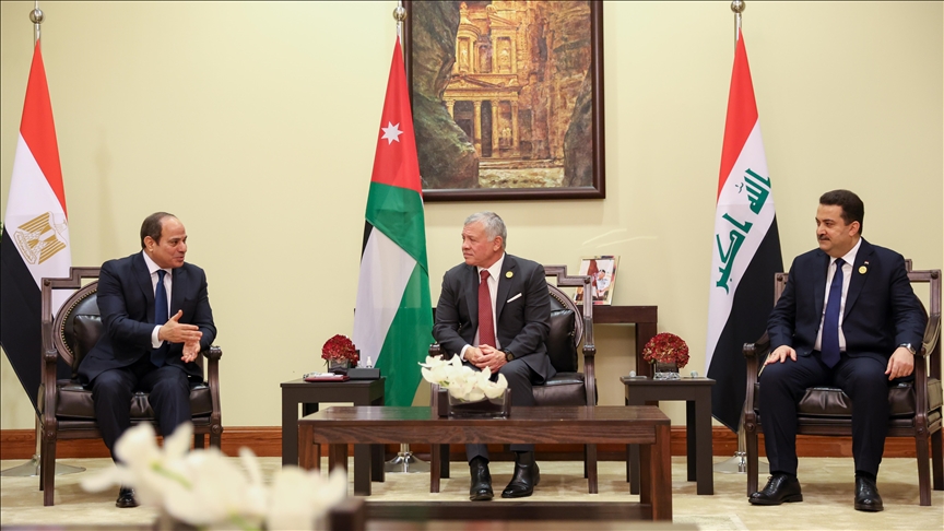 Ürdün Kralı, Mısır Cumhurbaşkanı ve Irak Başbakanı'yla Gazze Şeridi'ndeki gelişmeleri görüştü