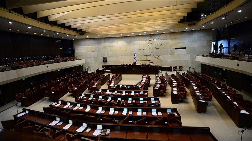 Israel urges nationals to leave Egypt immediately