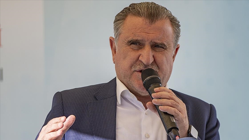 Gençlik ve Spor Bakanı Osman Aşkın Bak: Hedefimiz, olimpiyatlarda da başarılı olmak