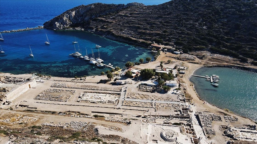 Knidos'un tarihi yapıları kazı ve restorasyonla ayağa kaldırılıyor