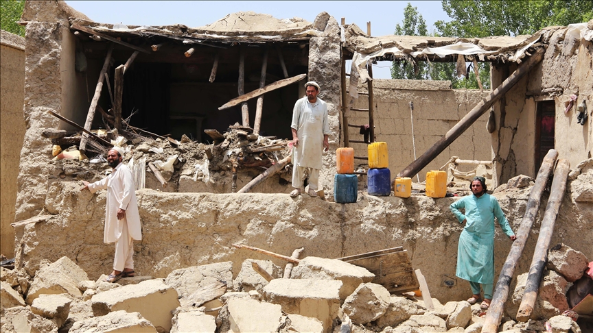 افزایش شمار قربانیان زلزله هرات به 2 هزار و 53 نفر