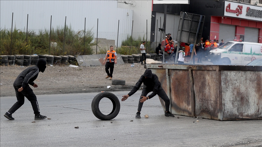 Fighting between Palestinian armed groups, Israeli forces continue inside Israel