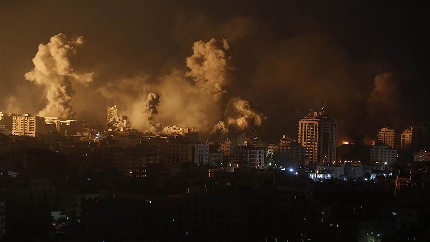 İsrail'in Gazze'ye düzenlediği saldırılarda 143'ü çocuk, 704 kişi hayatını kaybetti