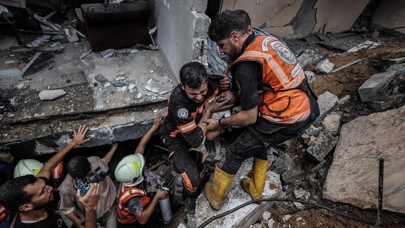 Al menos 50 palestinos mueren en ataque de Israel sobre campo de refugiados de Jabalia, al norte de Gaza