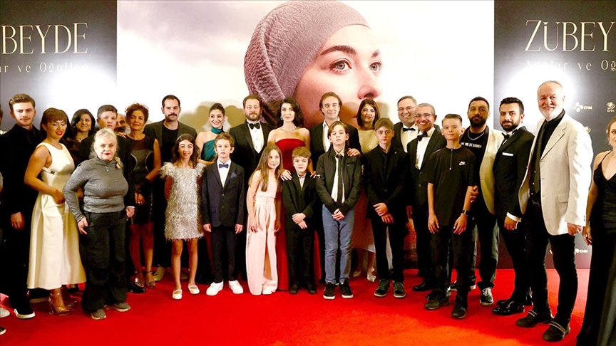 "Zübeyde, Analar ve Oğullar" filminin galası yapıldı