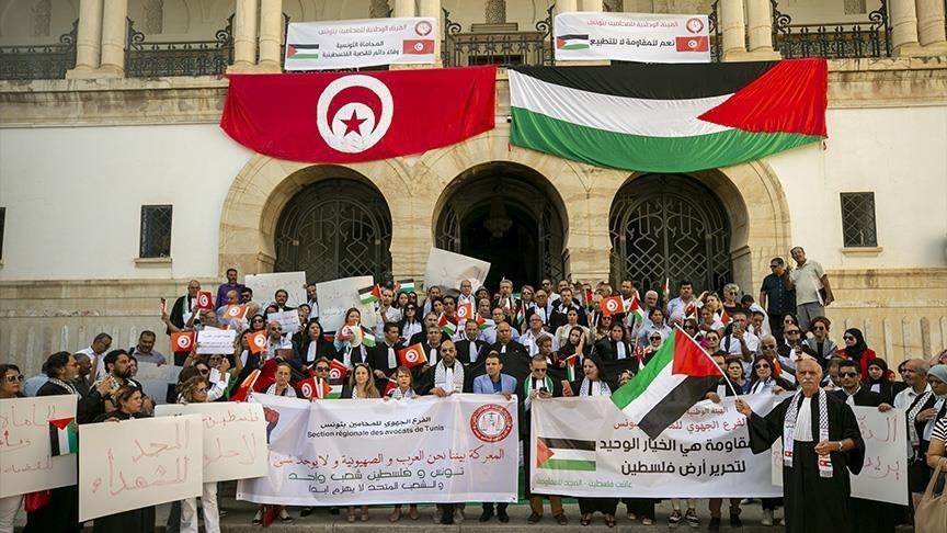 Tunis : Des avocats manifestent en soutien à la résistance palestinienne