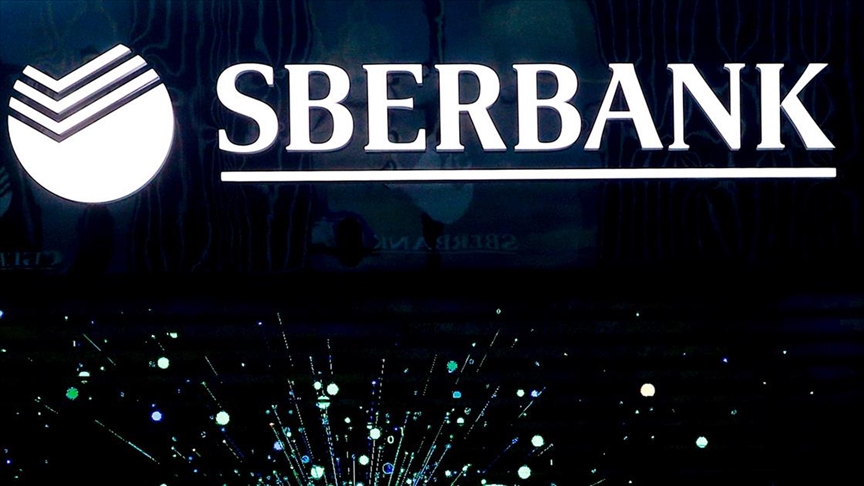 Sberbank’ın 9 ayda net karı 1,1 trilyon rubleyi buldu