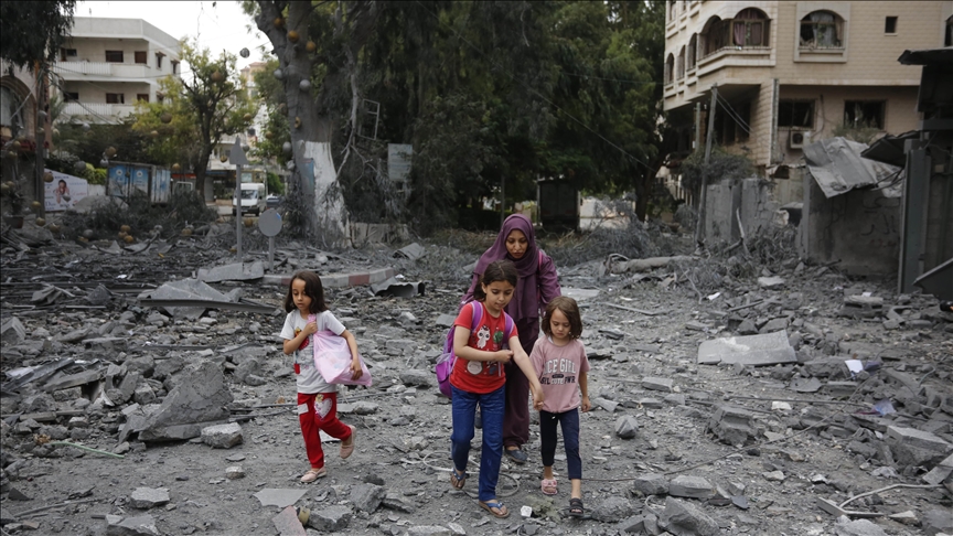 Israeli airstrikes displace 200,000 Palestinians in Gaza: UN