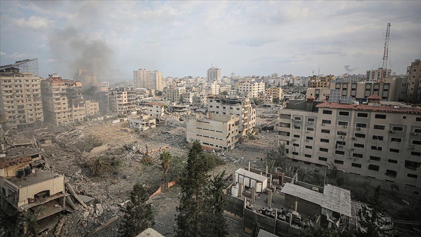İsrail'in Gazze Şeridi'ne hava saldırıları sürüyor