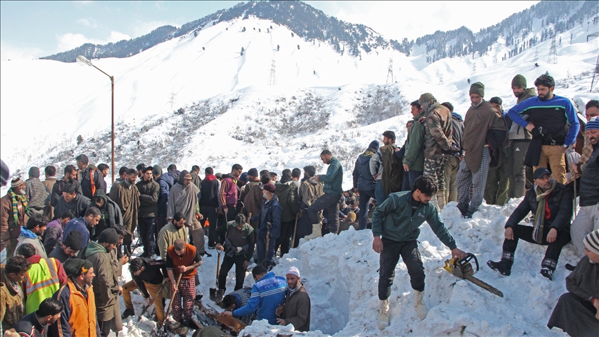 1 killed, 3 missing when avalanche hit Indian soldiers in Ladakh region of Kashmir