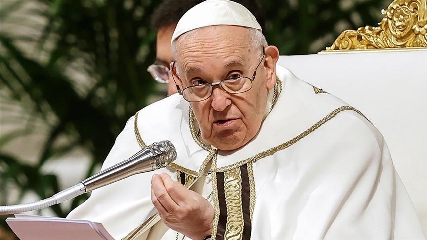 Pope expresses concern over total siege of Gaza