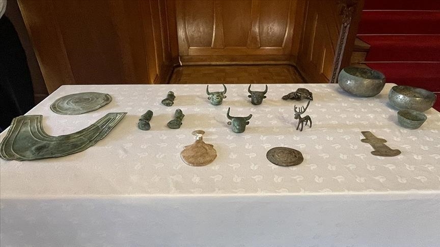 Switzerland returns dozens of ancient artifacts to Türkiye