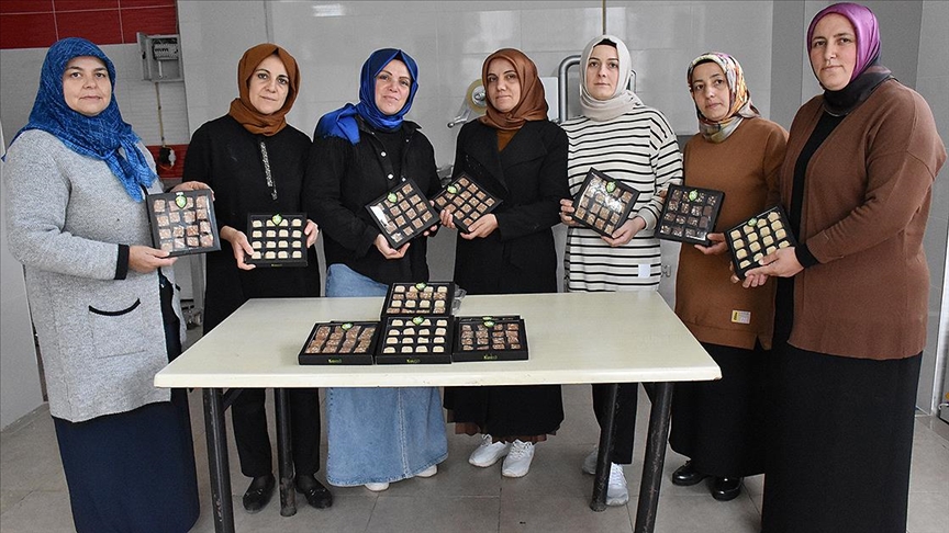 Tescilli Kabataş helvası Ordulu kadınlara gelir kapısı oldu 