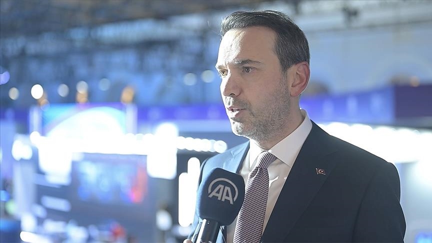  وزير الطاقة: تركيا تهدف لتصبح مركز تجارة الغاز والكهرباء والمعادن (مقابلة)