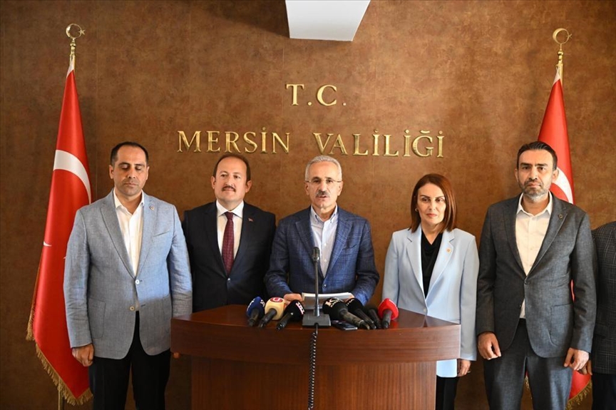 Bakan Uraloğlu: Akdeniz Sahil Yolu tamamlandığında Akdeniz kıyılarının meşakkatli yolculukları tarihe gömülecek