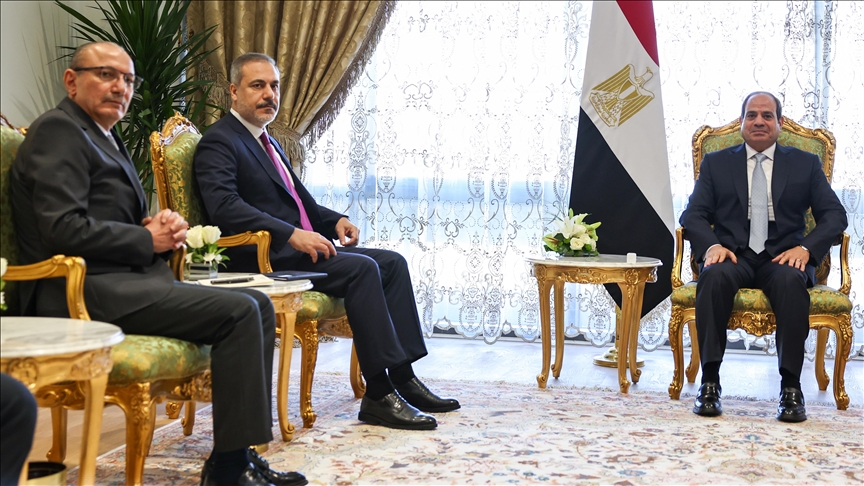 Dışişleri Bakanı Fidan, Mısır'da temaslarda bulunuyor